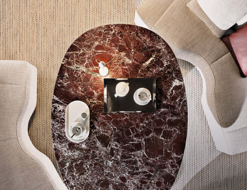 Rayan table by Hannes Peer for Minotti 