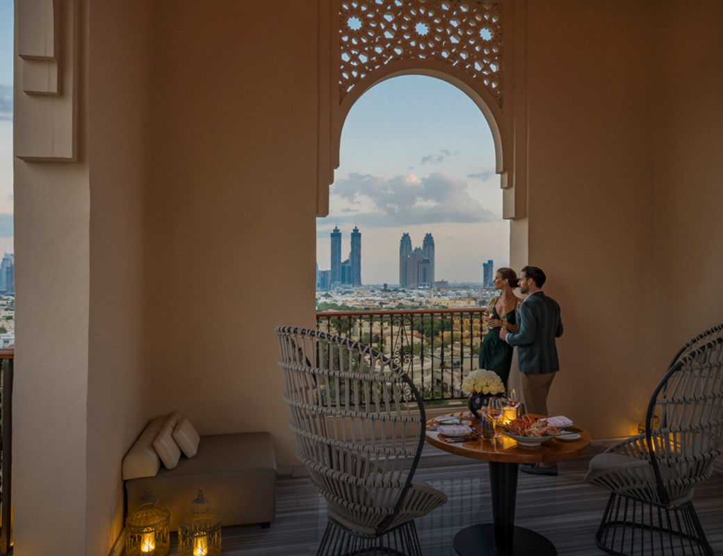 Mercury Lounge, Resort Four Seasons Dubai sulla spiaggia di Jumeirah