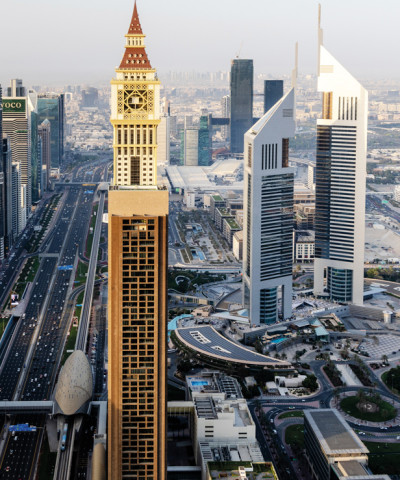 Gate building and DIFC from the terrace  of the Gevora hotel (ph. Marco Morelli)